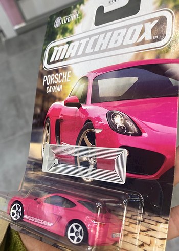 Pembe Porsche Cayman - Görsel 3
