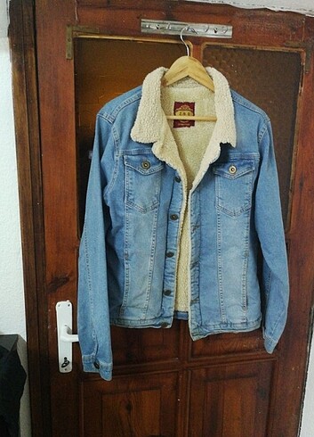 Kot mont