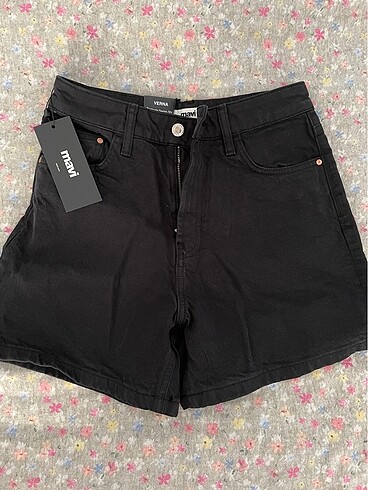 Siyah Bermuda Denim Şort