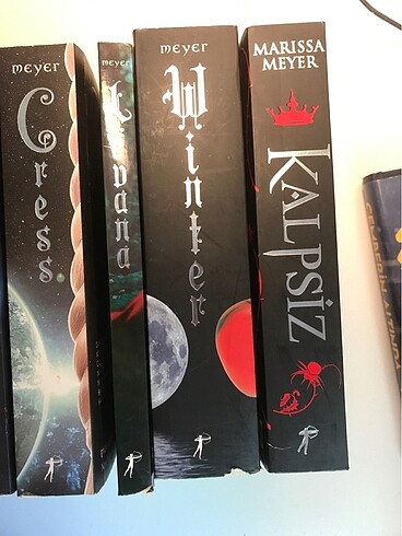 Beden Renk Ay Günlükleri Serisi + Kalpsiz - Marissa Meyer - Ren Yayınları