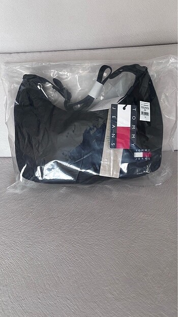 Tommy Hilfiger Tommy Hilfiger Shoulder Kadın Çanta