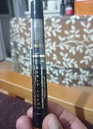 L'Oreal Paris maskara