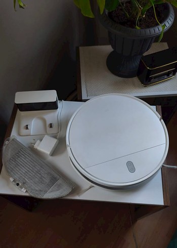 Xiaomi Beyaz Akıllı Robot Süpürge - Görsel 3