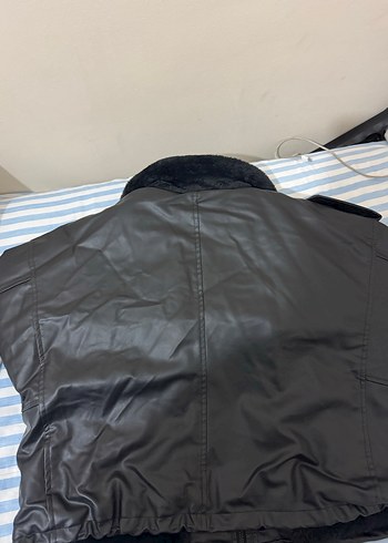 Siyah Deri Kürklü Kadın Ceket - Görsel 4