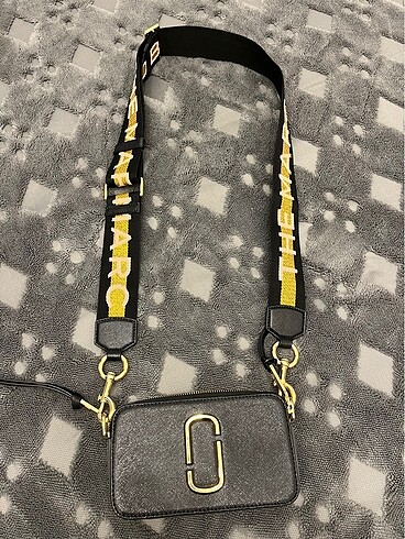 Marc by Marc Jacobs Marc jacobs temiz kullanıldı