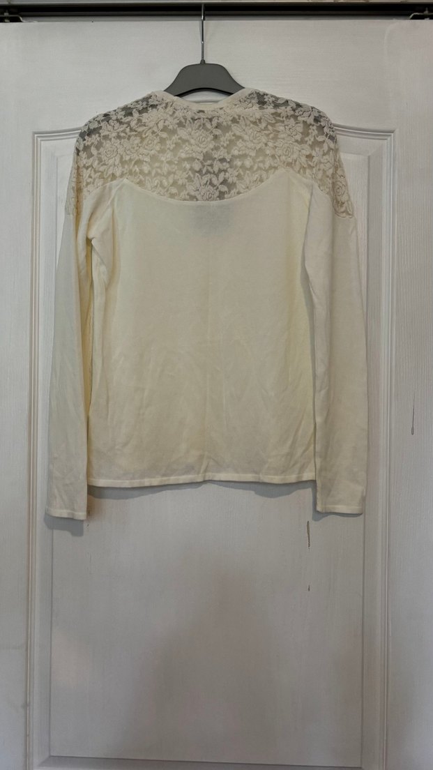 Dantel Detaylı Beyaz Uzun Kollu Bluz - Görsel 3