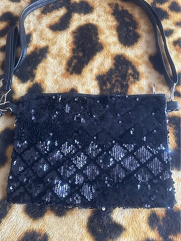 İki tarafı da payetli zarf çanta. - Görsel 2