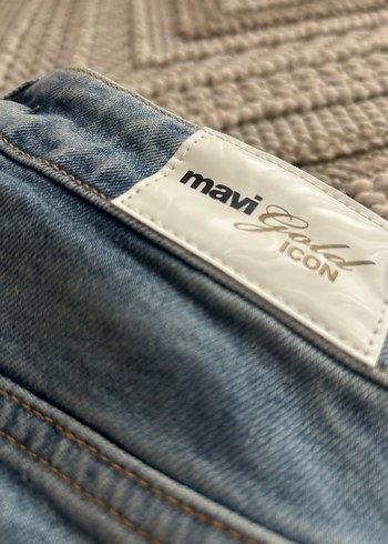 Paça detaylı straight fit Kadın Gri Denim Midi Pantolon - Görsel 3
