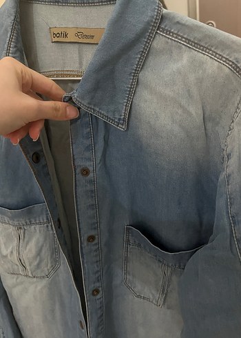 Düğmeli  Mavi Kadın Kot Gömlek - Görsel 2