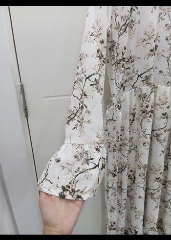 çiçekli elbise - Görsel 2