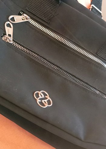 Kadın Siyah Fermuarlı Spor Çapraz Çanta - Görsel 2