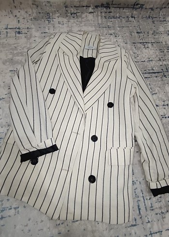 Düğmeli Çizgili Kadın Blazer Ceket - Görsel 2