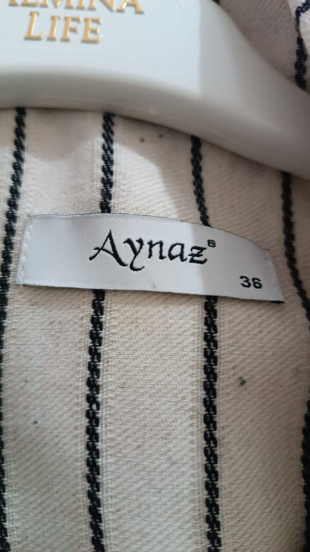 Düğmeli Çizgili Kadın Blazer Ceket - Görsel 3