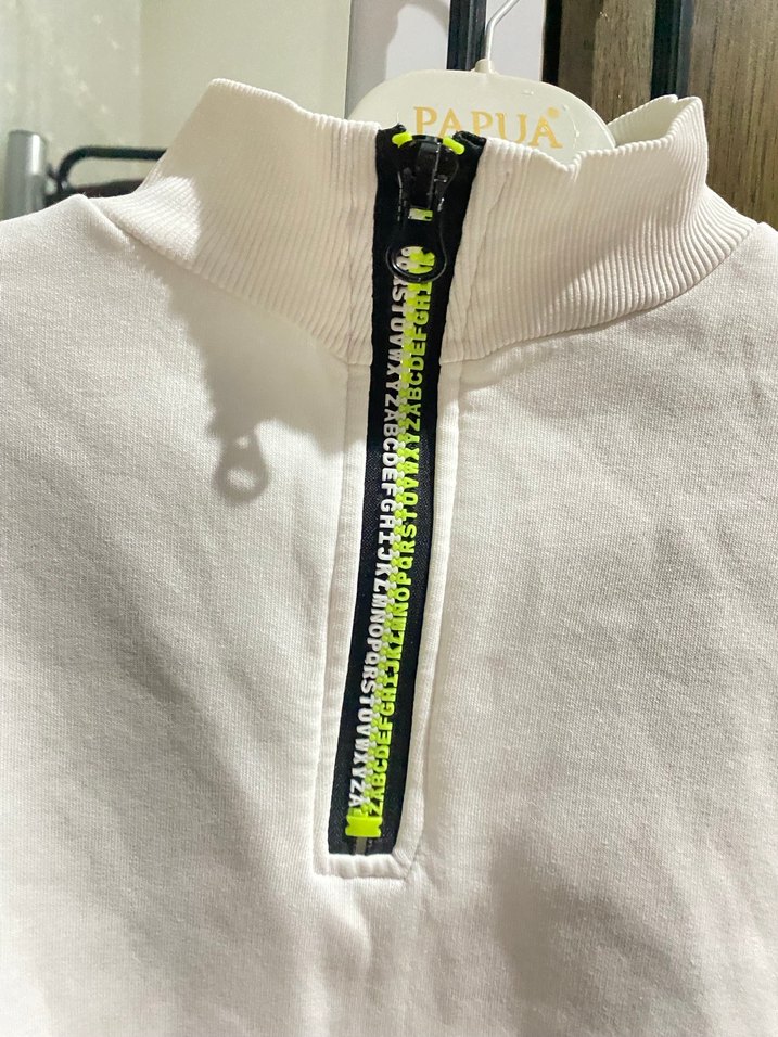 Beyaz Yarım Fermuarlı Yüksek Yaka Kadın Sweatshirt - Görsel 3