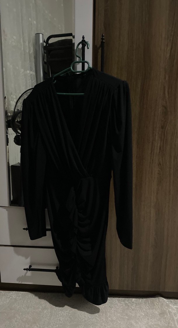 Uzun Kollu Siyah Drapeli Gotik Elbise - Görsel 2