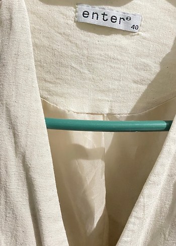 Düğmeli Beyaz Keten Kadın Yelek - Görsel 3