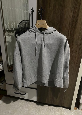 Gri Kapüşonlu Salaş Sweatshirt - Görsel 2
