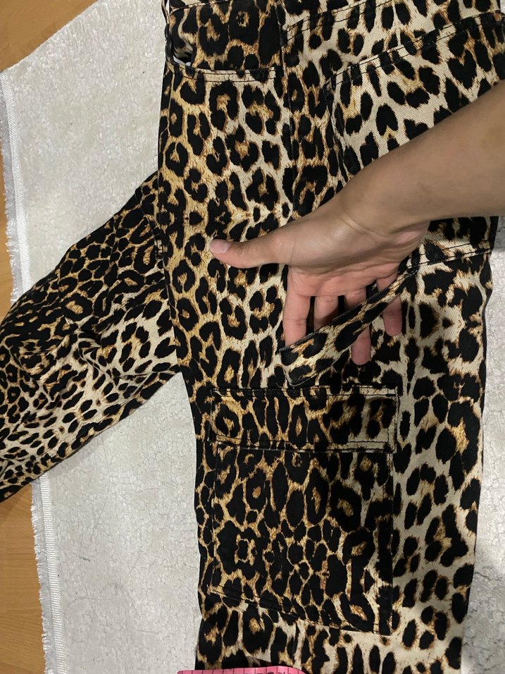 Kızlar için Leopar Desenli Bol Kesim kargo Pantolon - Görsel 4
