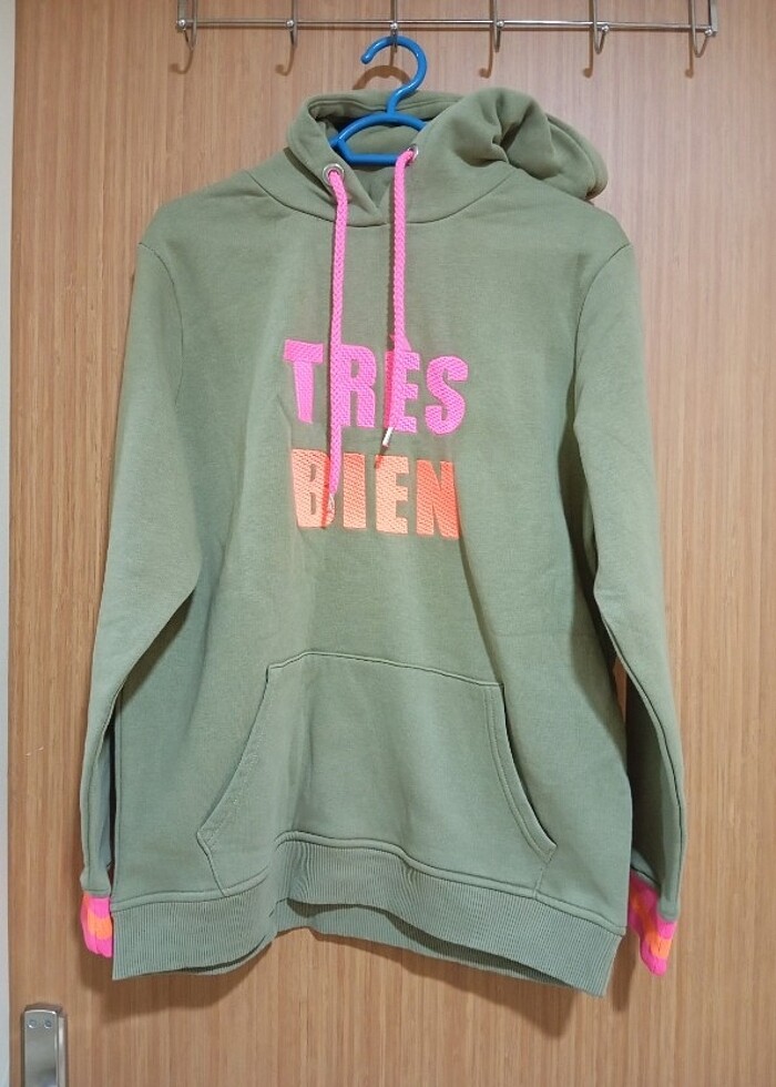 S/M beden kapşonlu sweatshirt - Görsel 3