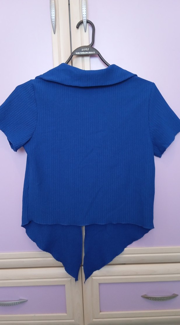 Düğmeli Mavi Kadın Kısa Kollu Gömlek - Görsel 3