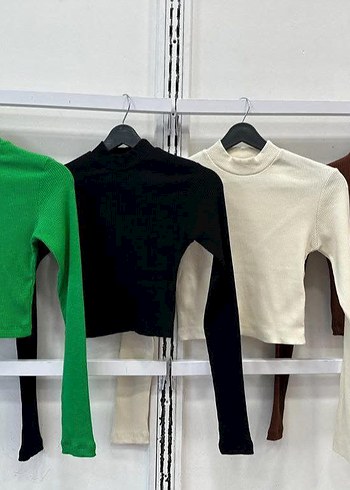 l Beden siyah Renk Siyah Yüksek Yaka Crop Top