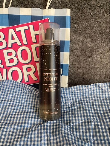Bath&body works into the night