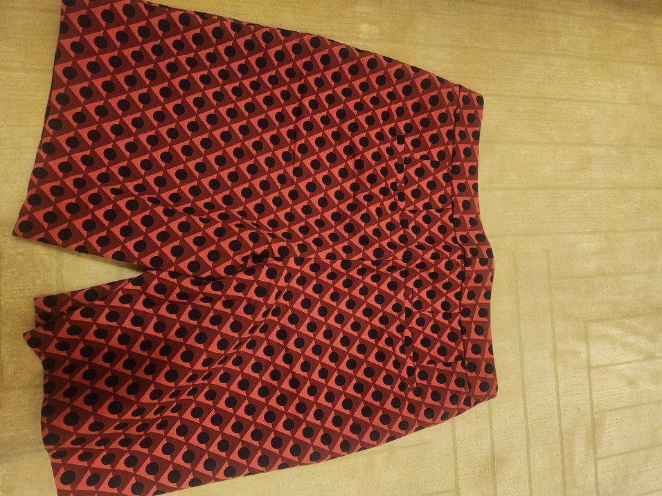 bay bayan Kırmızı Desenli Bermuda Şort - Görsel 3