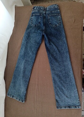 Straight Jean