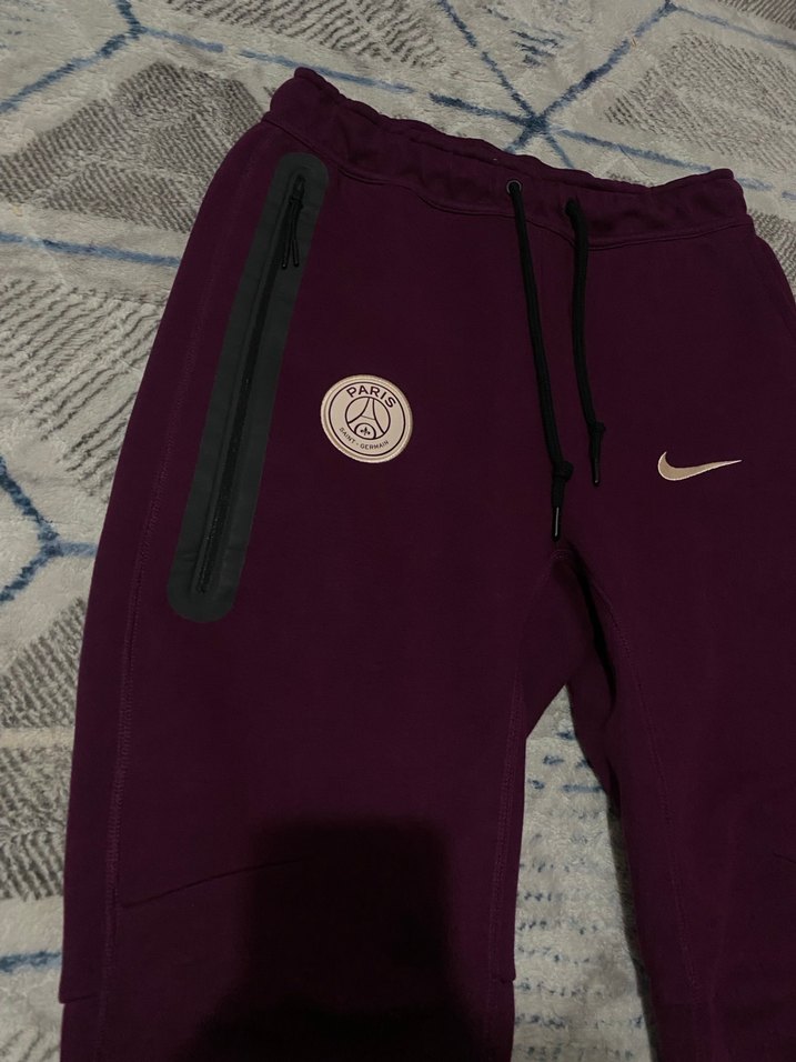 Nike PSG Bordo Eşofman Altı Tech Fleece - Görsel 2