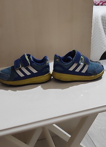 Adidas bebek ayakkabısı