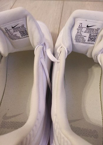 Nike Beyaz Erkek Yürüyüş Koşu Ayakkabısı - Görsel 4