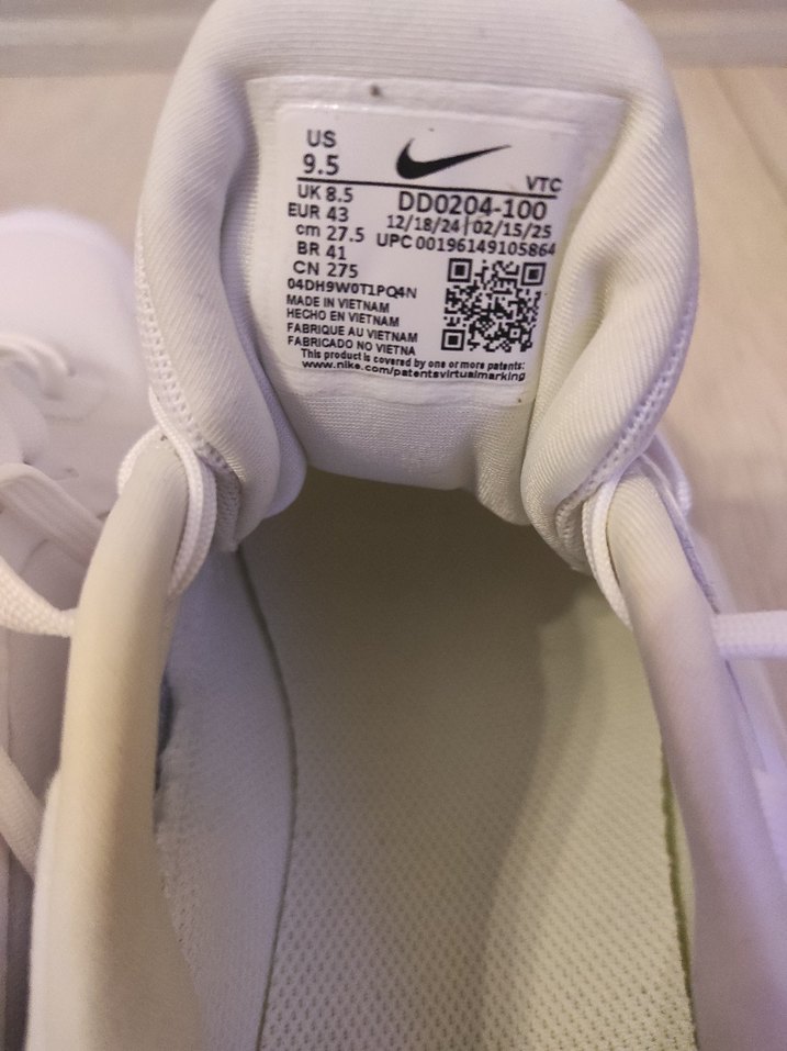 Nike Beyaz Erkek Yürüyüş Koşu Ayakkabısı - Görsel 5