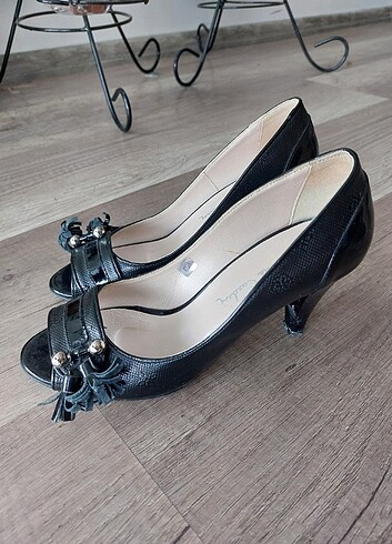 İnce topluklu açık ayakkabı - Görsel 3