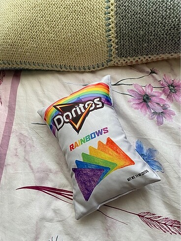Doritos yastık