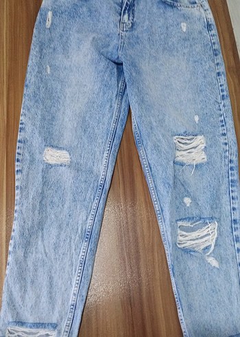 Parçalı, Yırtık Mavi Kot Pantolon