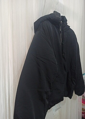 xs Beden siyah Renk Bershka Dikişsiz Kapüşonlu Şişme Mont