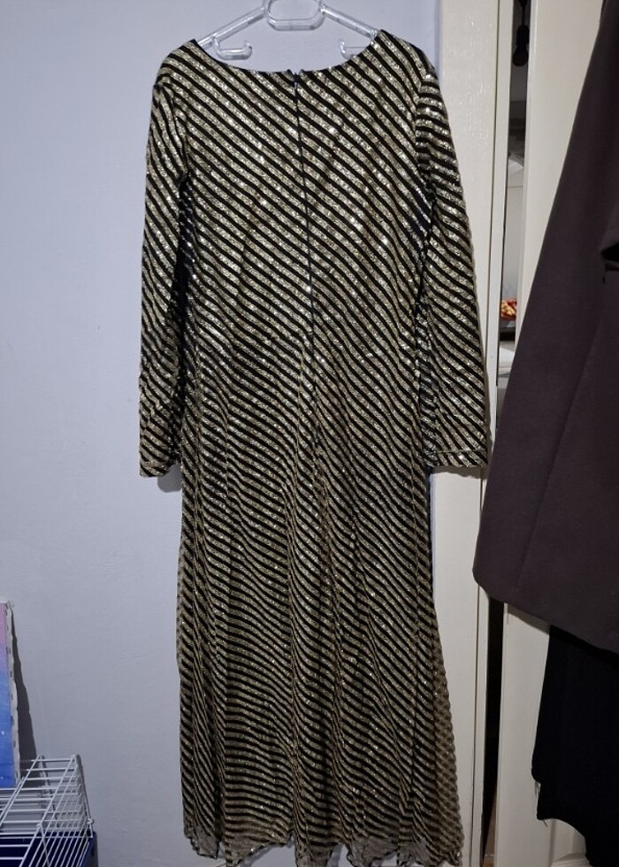 Pullu tesettür abiye - Görsel 2