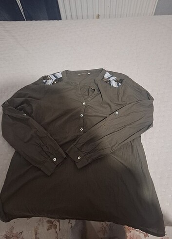 Yeşil gömlek - Görsel 2