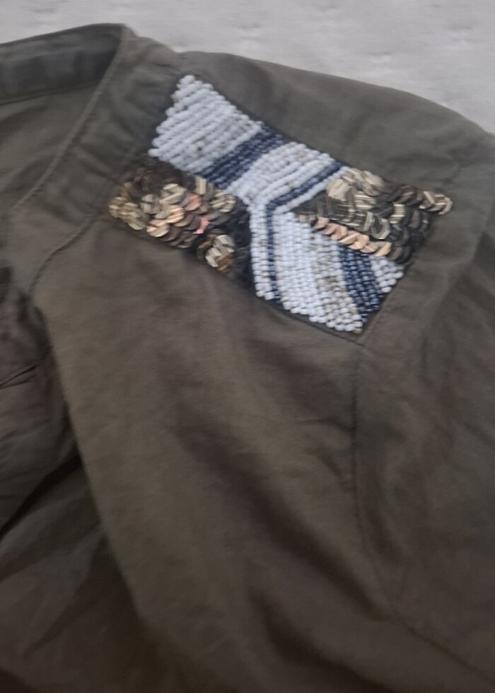 Yeşil gömlek - Görsel 4