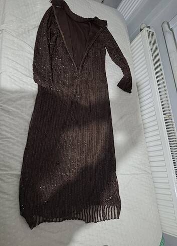 Kahverengi simli elbise  - Görsel 5