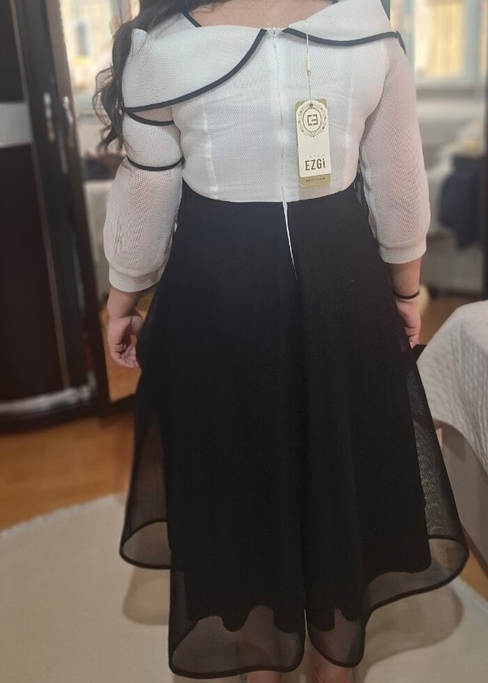 Siyah diz üstü elbise - Görsel 3