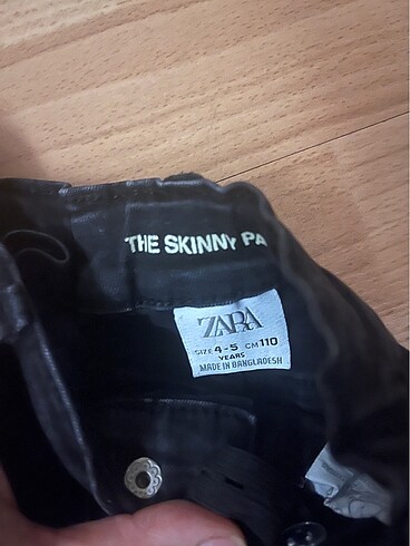 Zara Jean pantolon