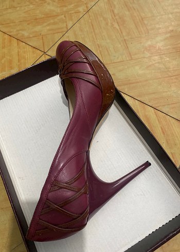 Dior Bordo Deri Tokalı Dolgu Topuk Kadın Klasik Ayakkabı