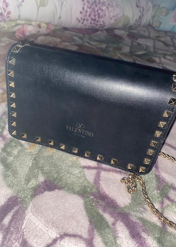 Valentino Altın Zincir Detaylı Siyah Deri Kadın Çanta