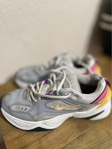 Nike spor ayakkabı