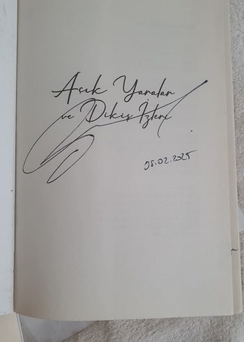  Beden Beyza Aksoy'dan İki Roman imzalı