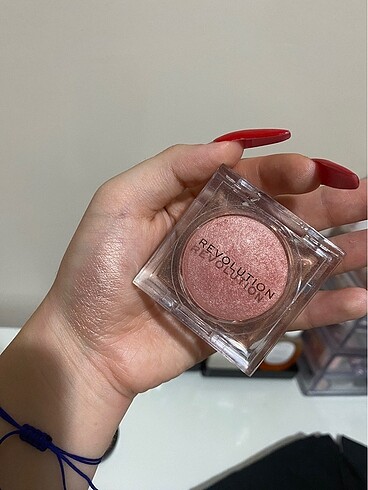 revolution highlighter