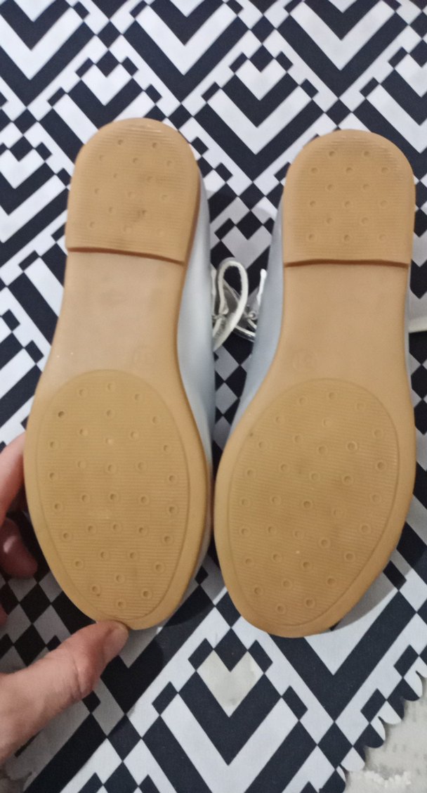 Kız Çocuk Beyaz Tokalı Babet Ayakkabı - Görsel 4