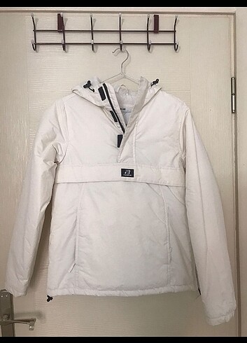 pull and bear beyaz mont