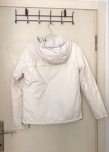 Pull and Bear pull and bear beyaz mont